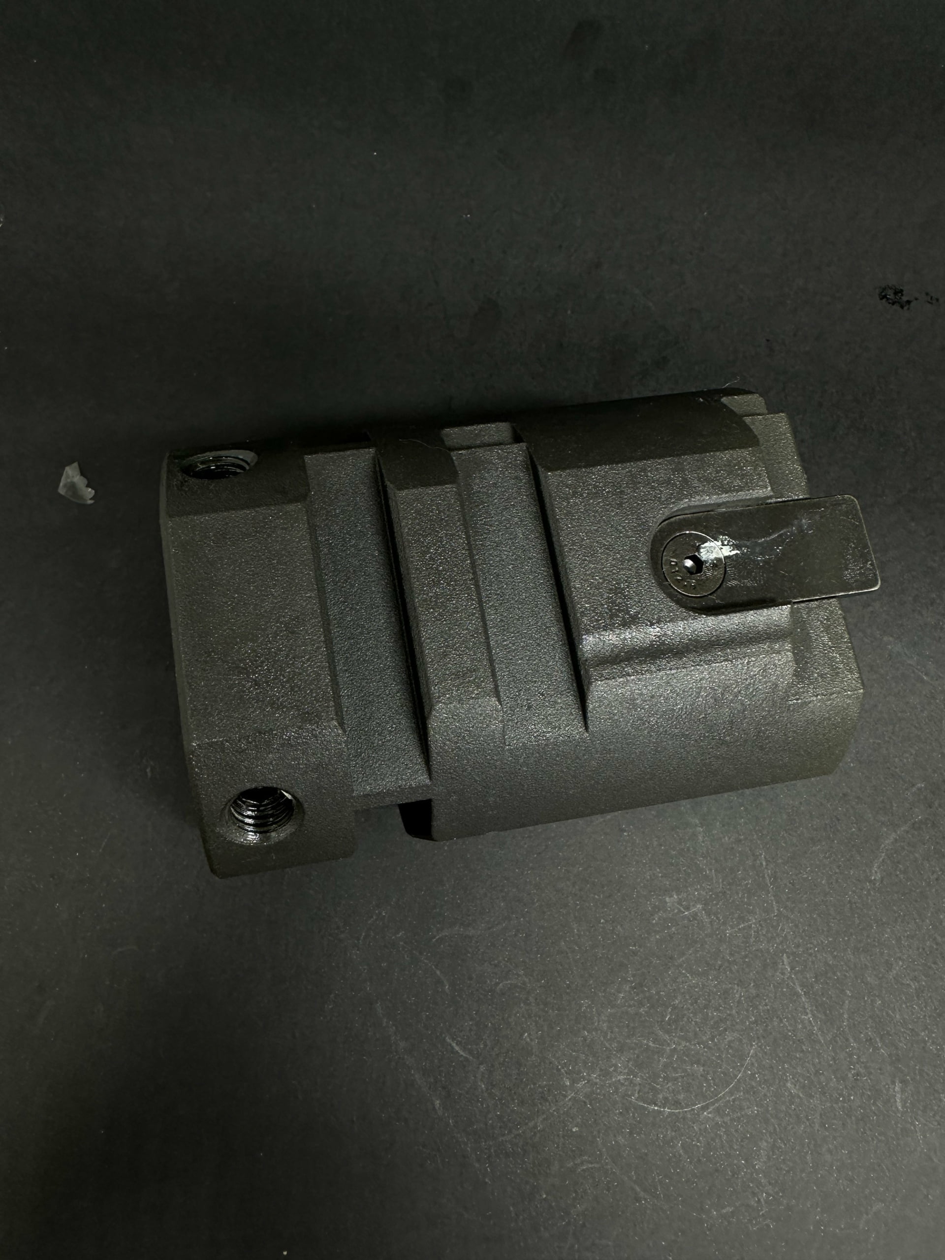 Brinde Porta Ferramenta H4F0R6000A01 (P/N:925100005300001) - Maq: Mvh-5