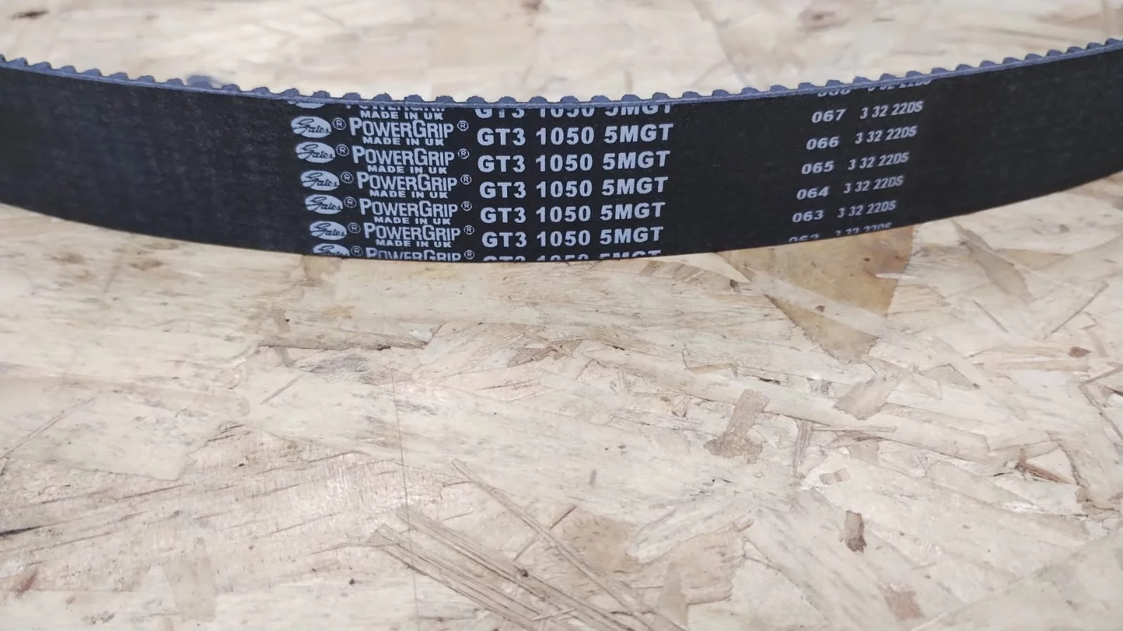 Brinde Correia Sincronizada 5M*1050L*30W